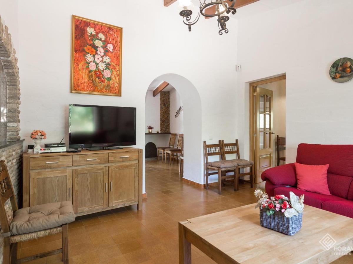 Villa Company