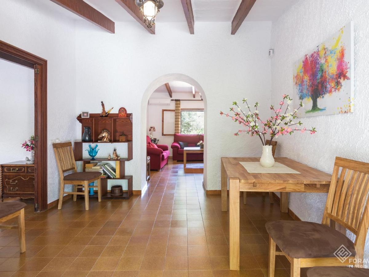 Villa Company *