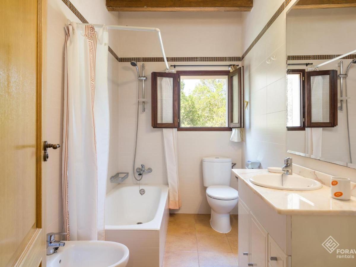 Company Villa Campanet
